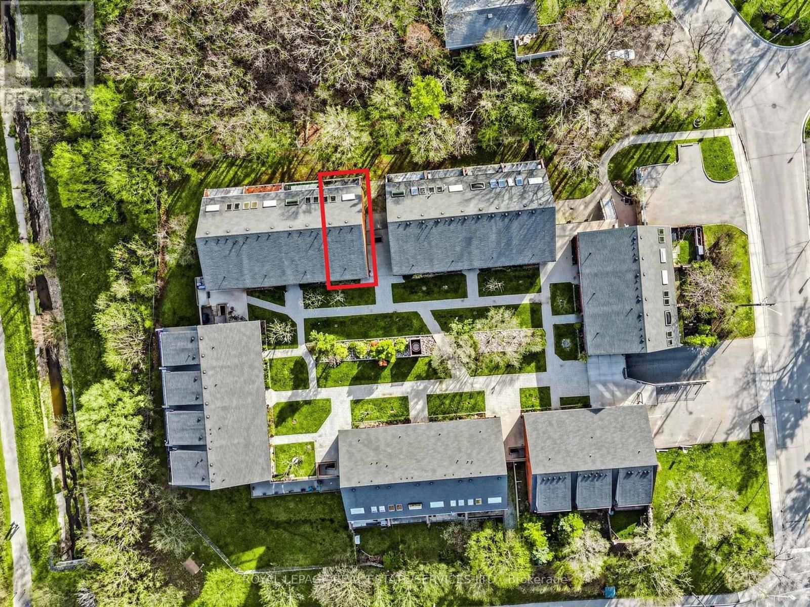 21 - 530 FALGARWOOD DRIVE Image 36