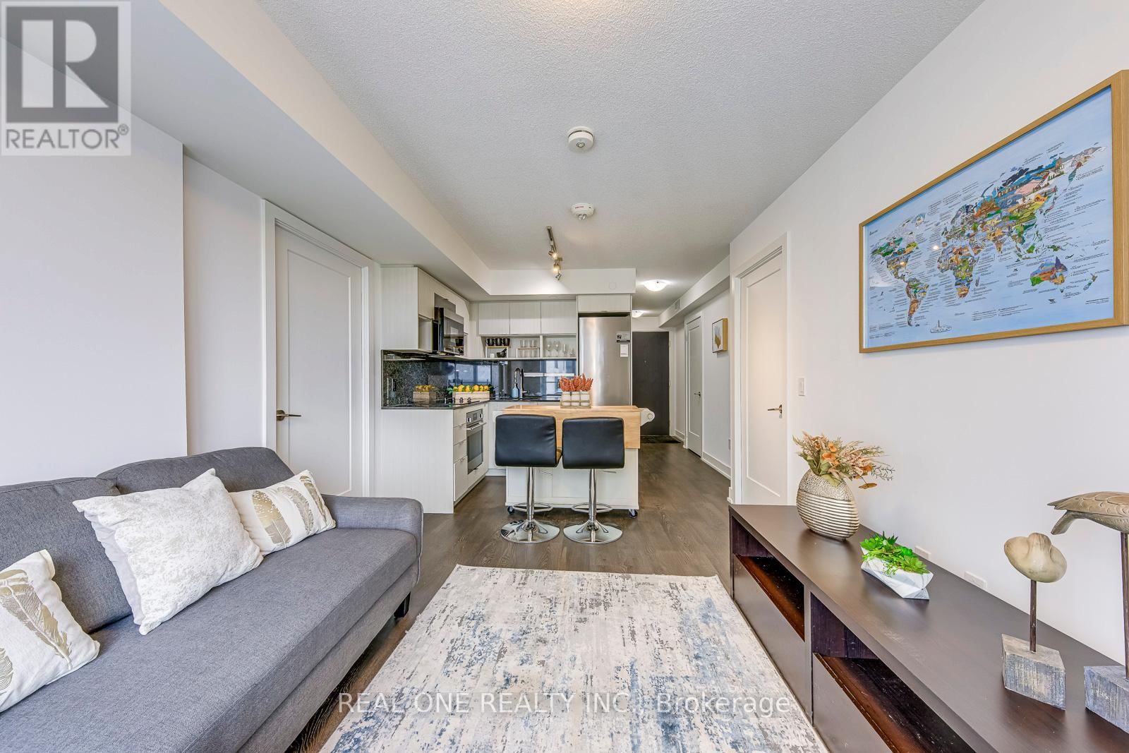 2619 - 9 MABELLE AVENUE Image 10