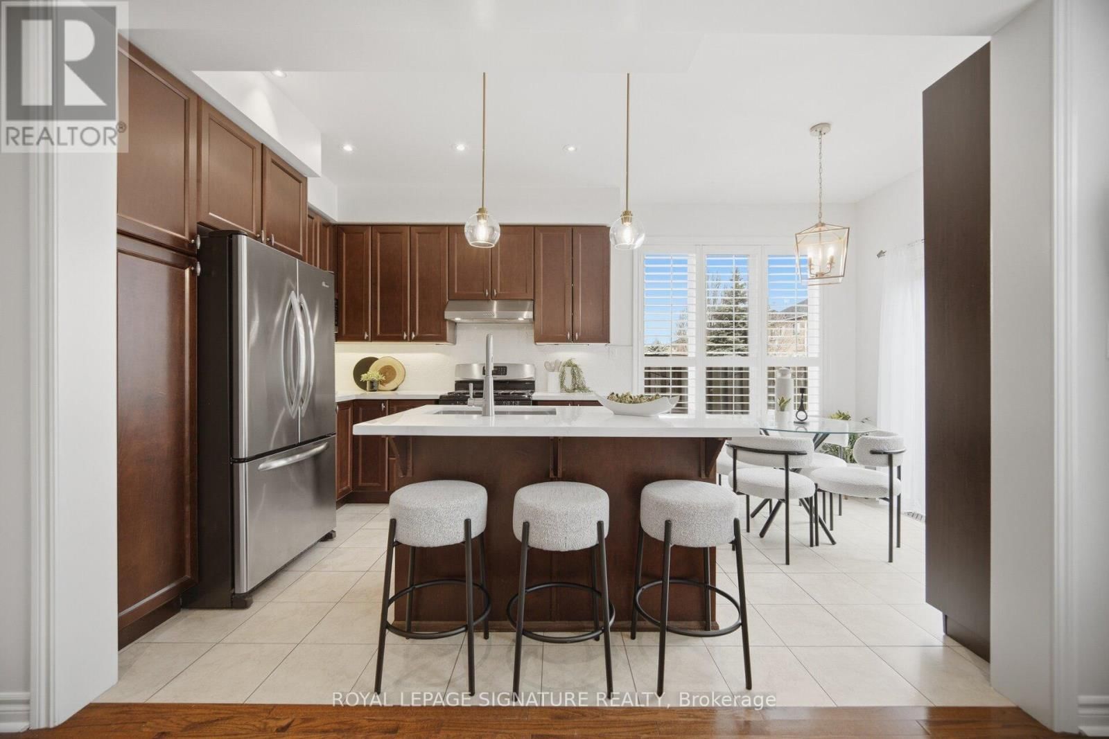 2386 STONE GLEN CRESCENT Image 12