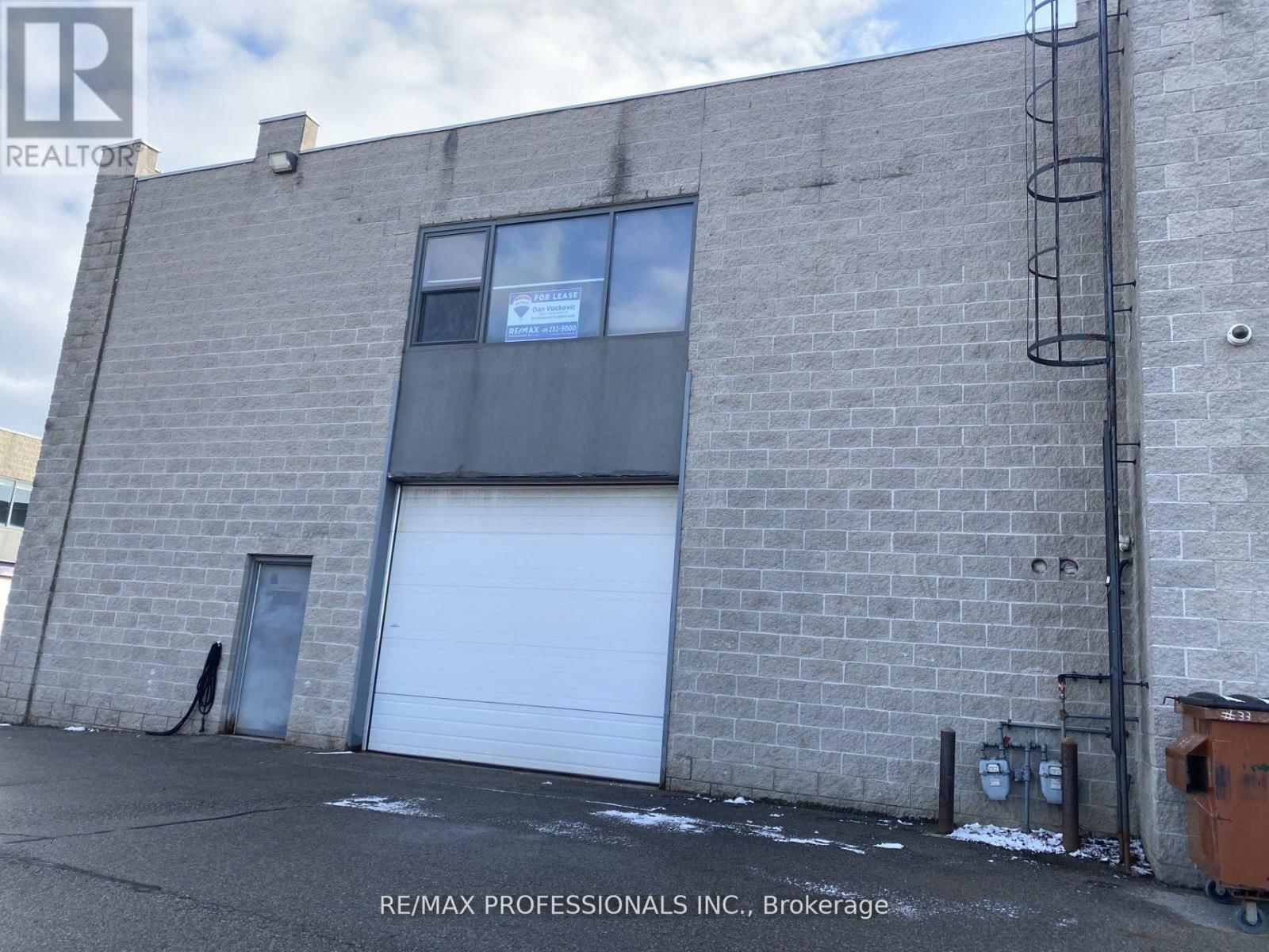 34 - 300 NEW TORONTO STREET Image 3