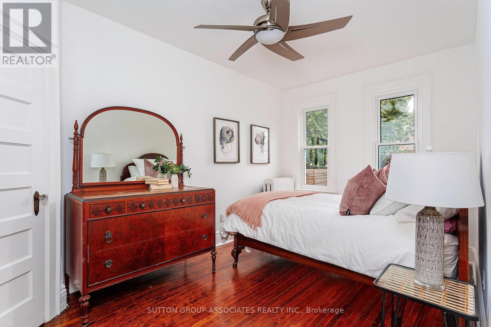 88 WESTMINSTER AVENUE Image 13