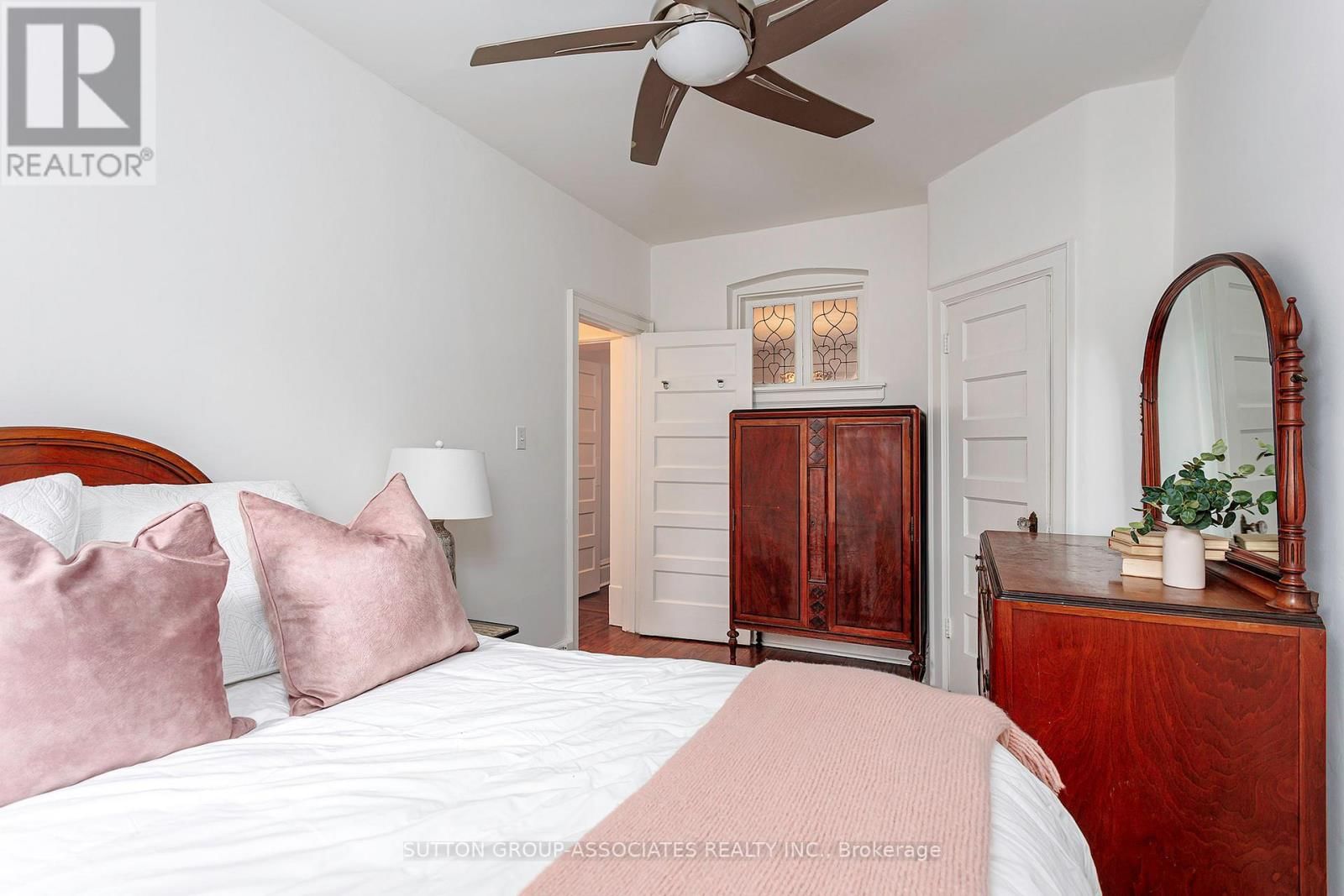 88 WESTMINSTER AVENUE Image 15