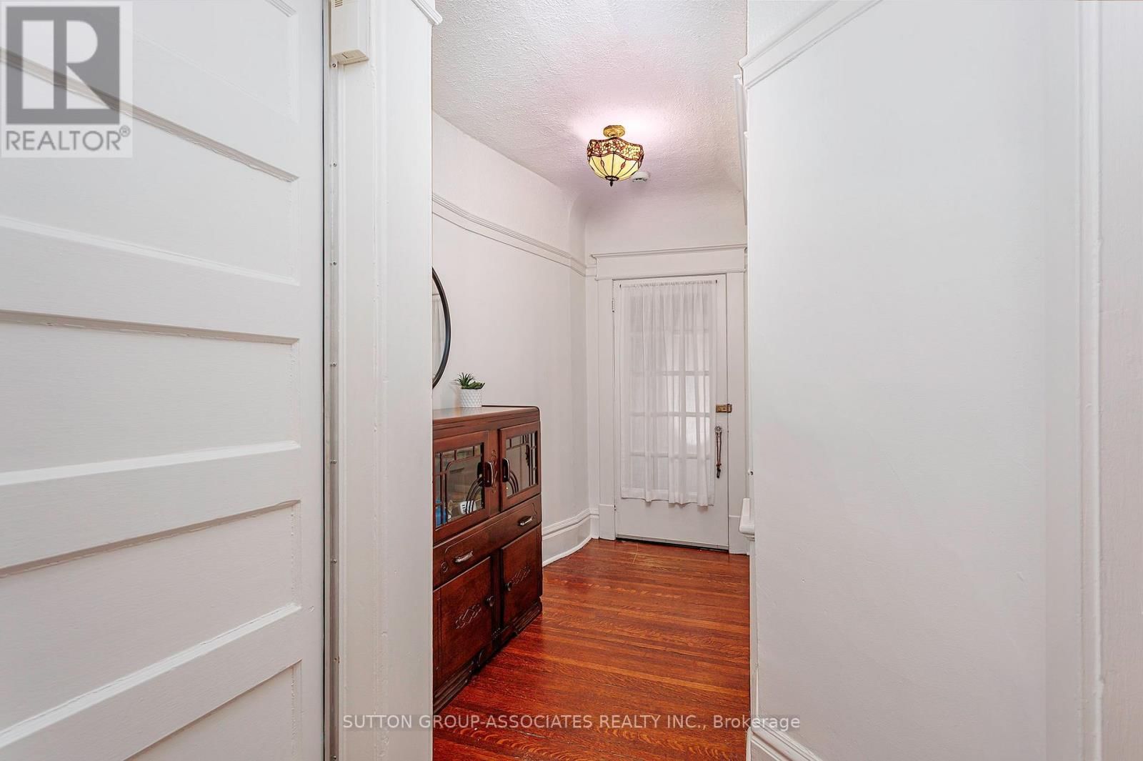 88 WESTMINSTER AVENUE Image 18