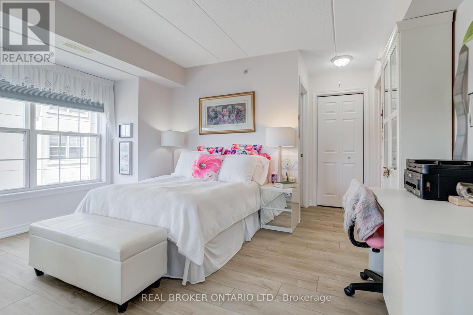 313 - 1460 BISHOPS GATE Image 11