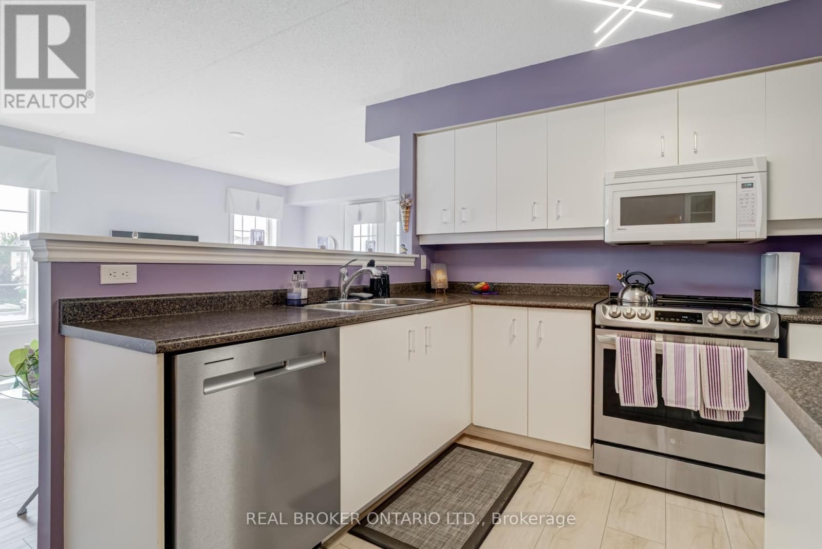 313 - 1460 BISHOPS GATE Image 5