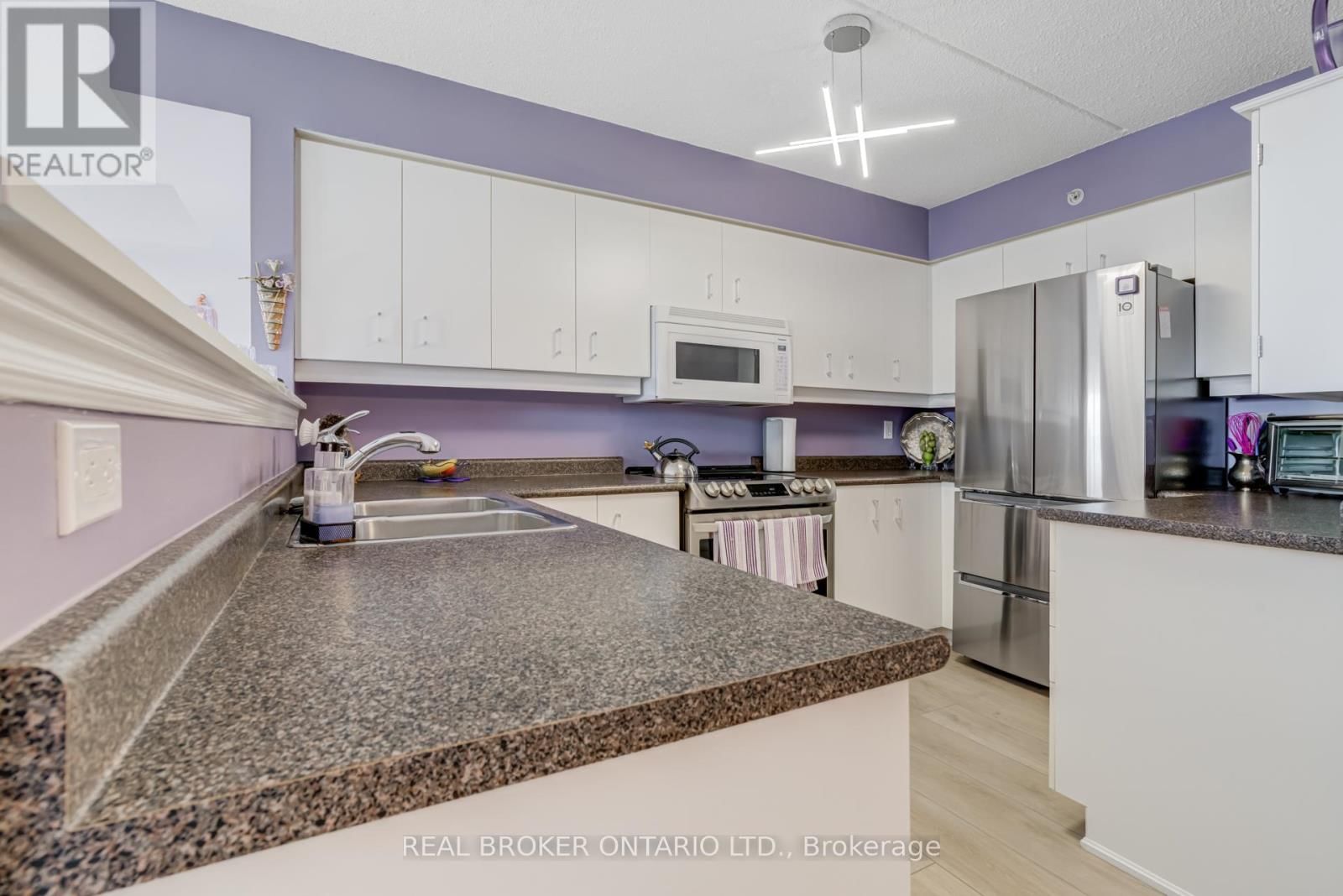 313 - 1460 BISHOPS GATE Image 6