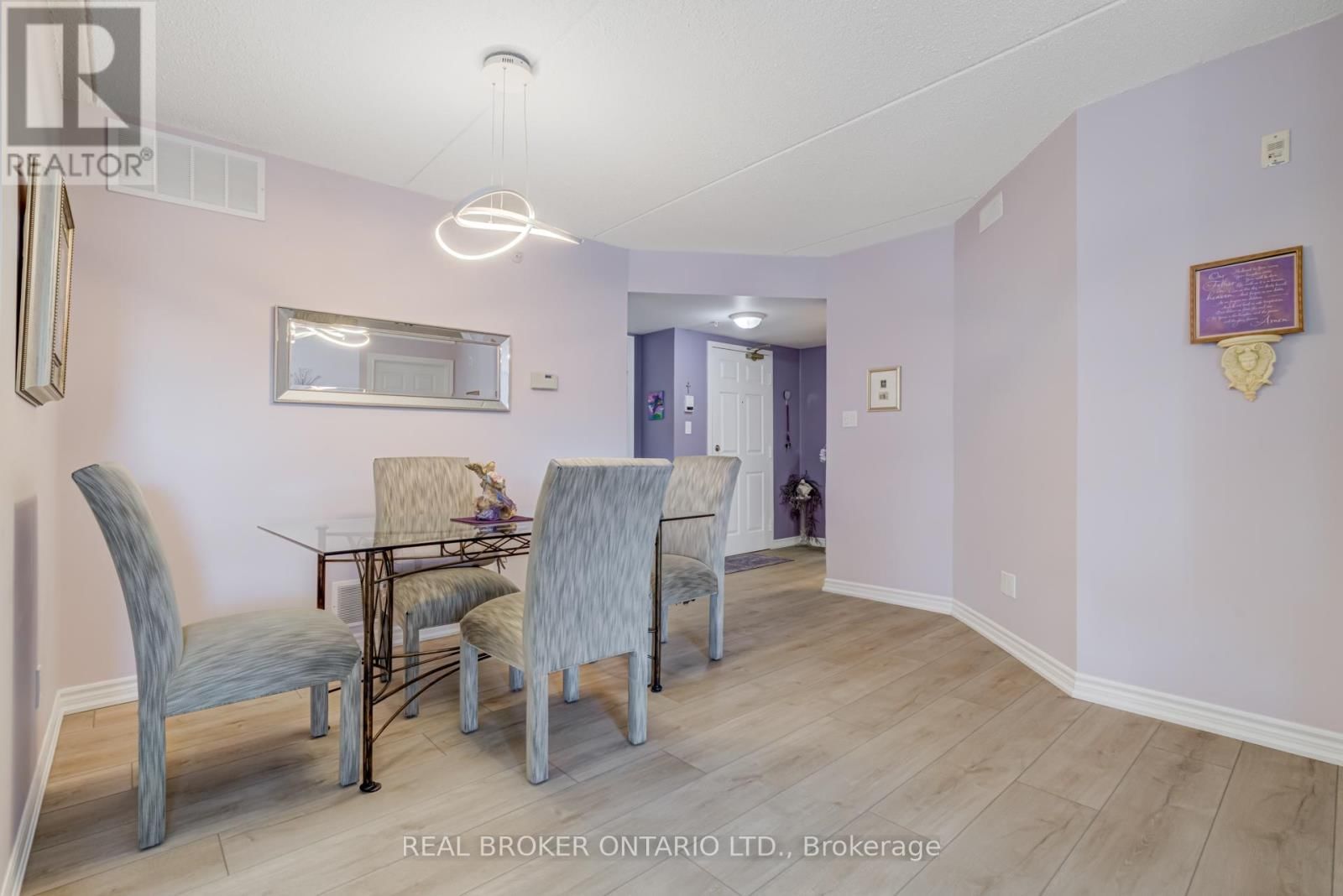 313 - 1460 BISHOPS GATE Image 9