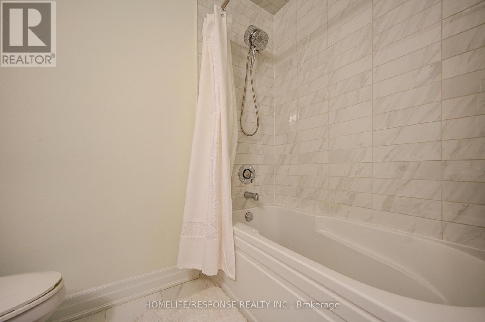 31 - 3023 CREEKSHORE COMMON Image 34