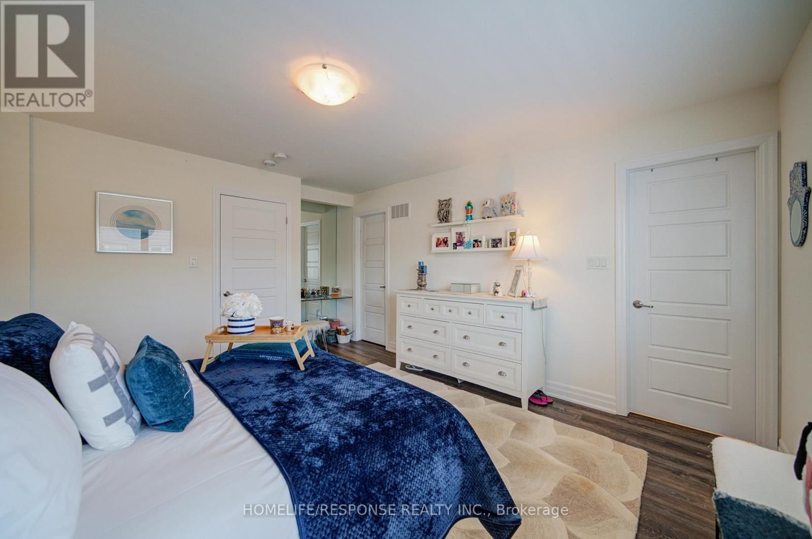 31 - 3023 CREEKSHORE COMMON Image 42