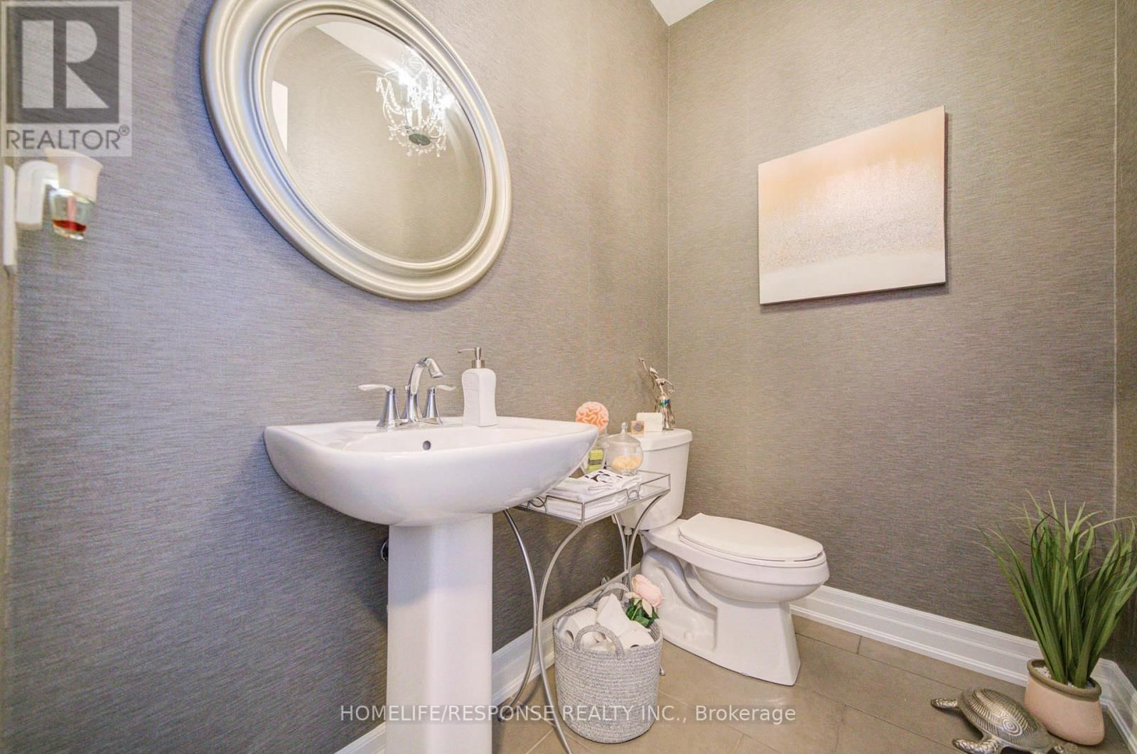 31 - 3023 CREEKSHORE COMMON Image 9