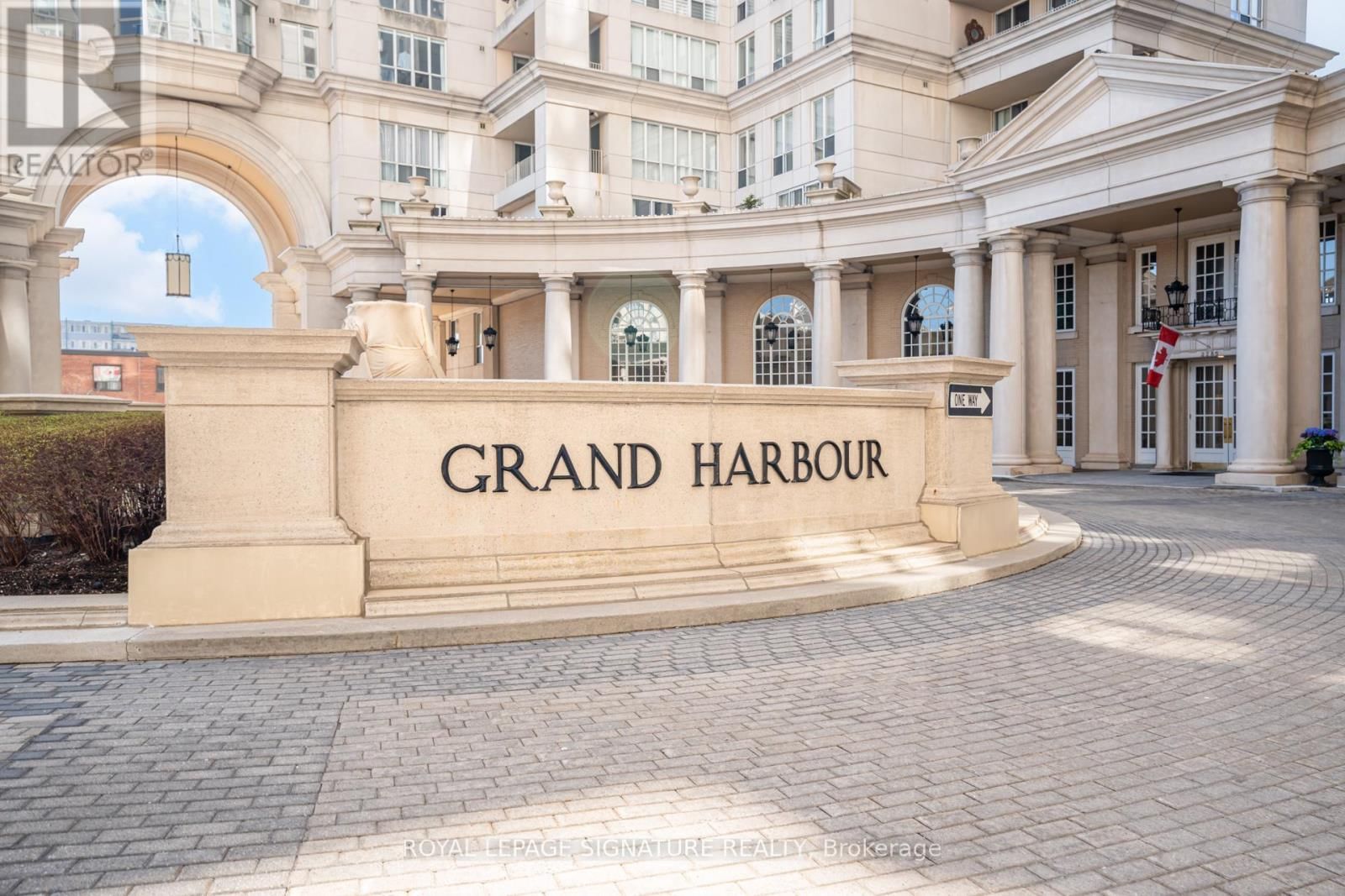 1006 - 2287 LAKE SHORE BOULEVARD WEST Image 1