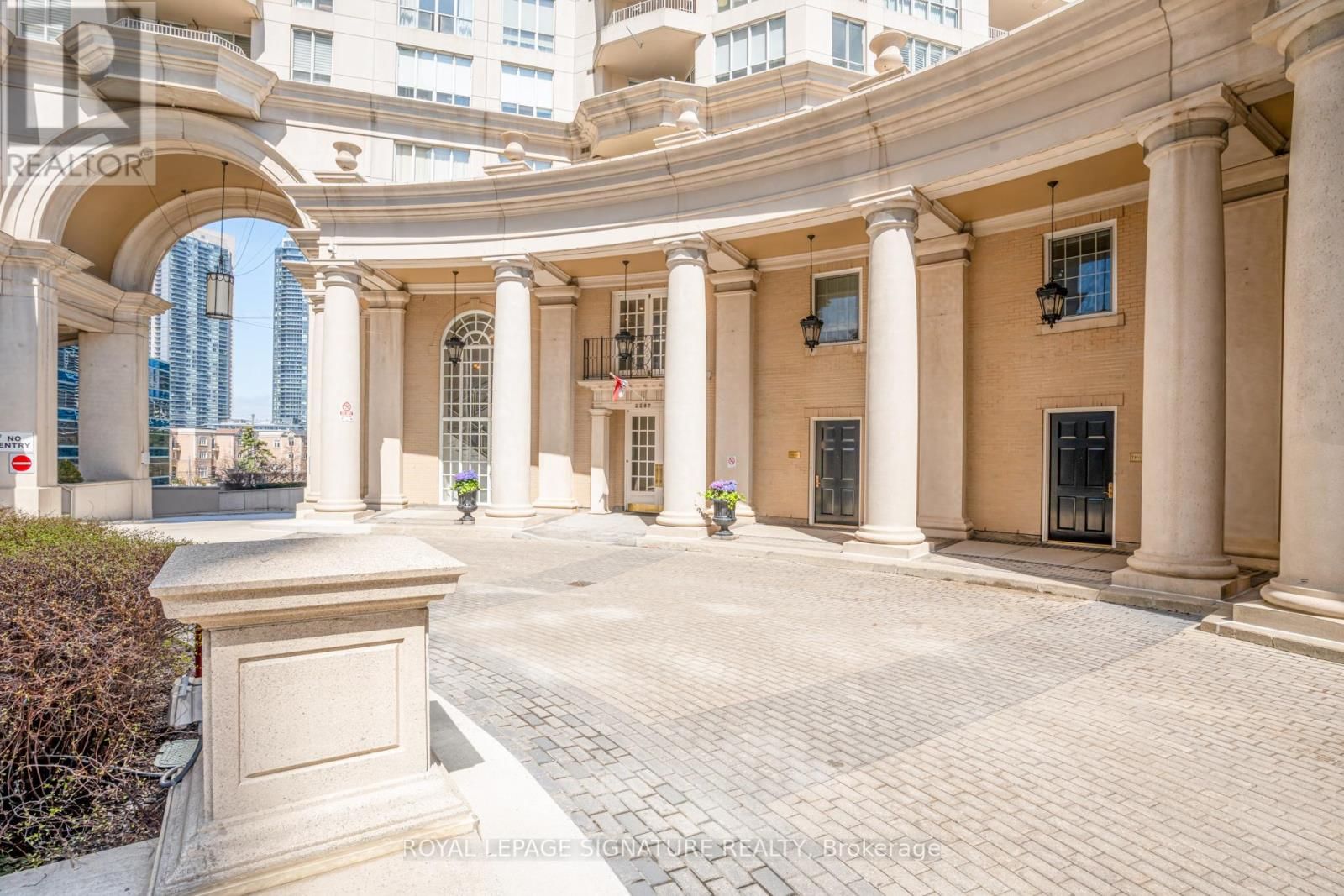 1006 - 2287 LAKE SHORE BOULEVARD WEST Image 2