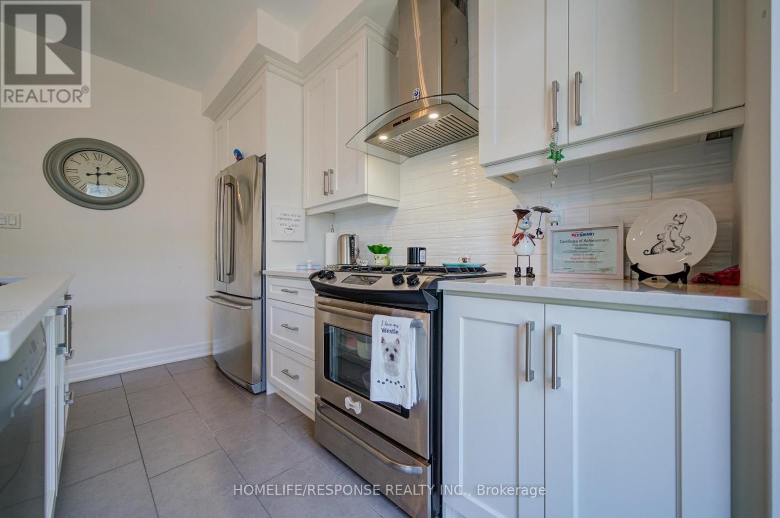 31 - 3023 CREEKSHORE COMMON Image 27