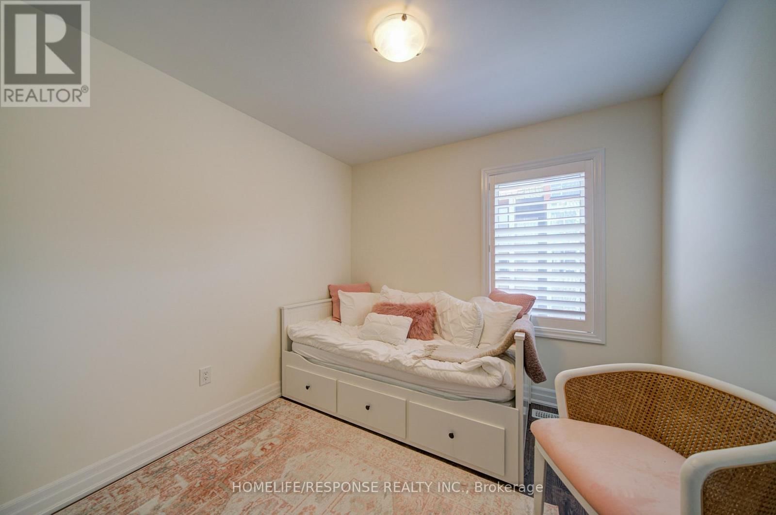 31 - 3023 CREEKSHORE COMMON Image 33