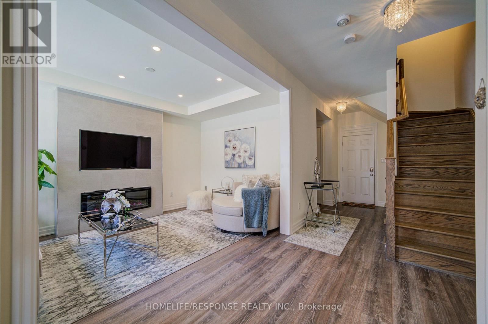 31 - 3023 CREEKSHORE COMMON Image 4