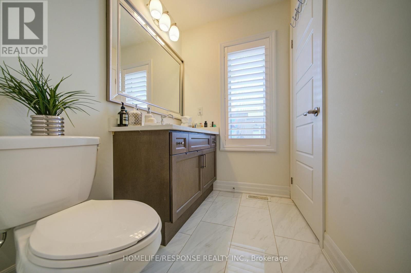 31 - 3023 CREEKSHORE COMMON Image 46