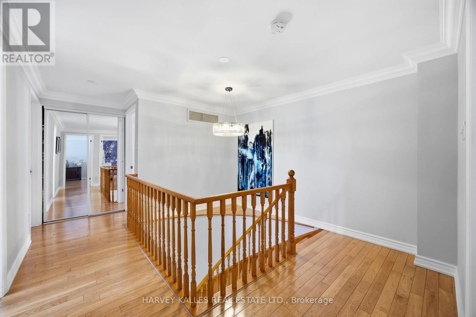 682 WILLOWBANK TRAIL Image 19