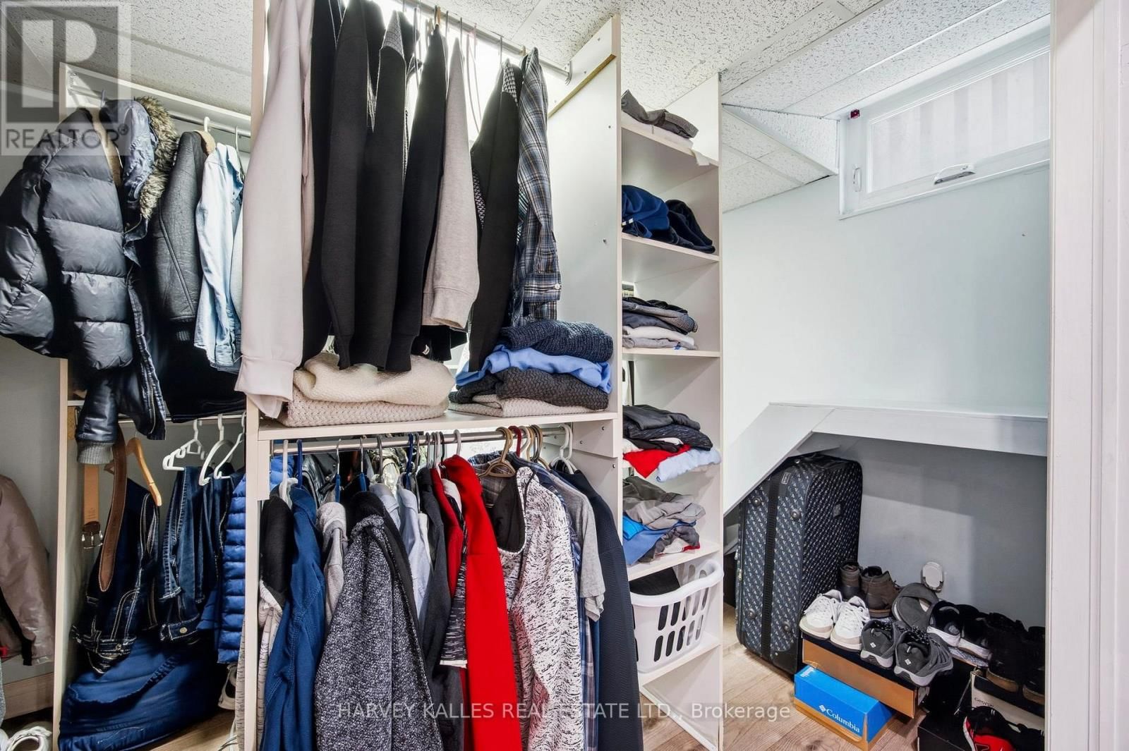 682 WILLOWBANK TRAIL Image 41