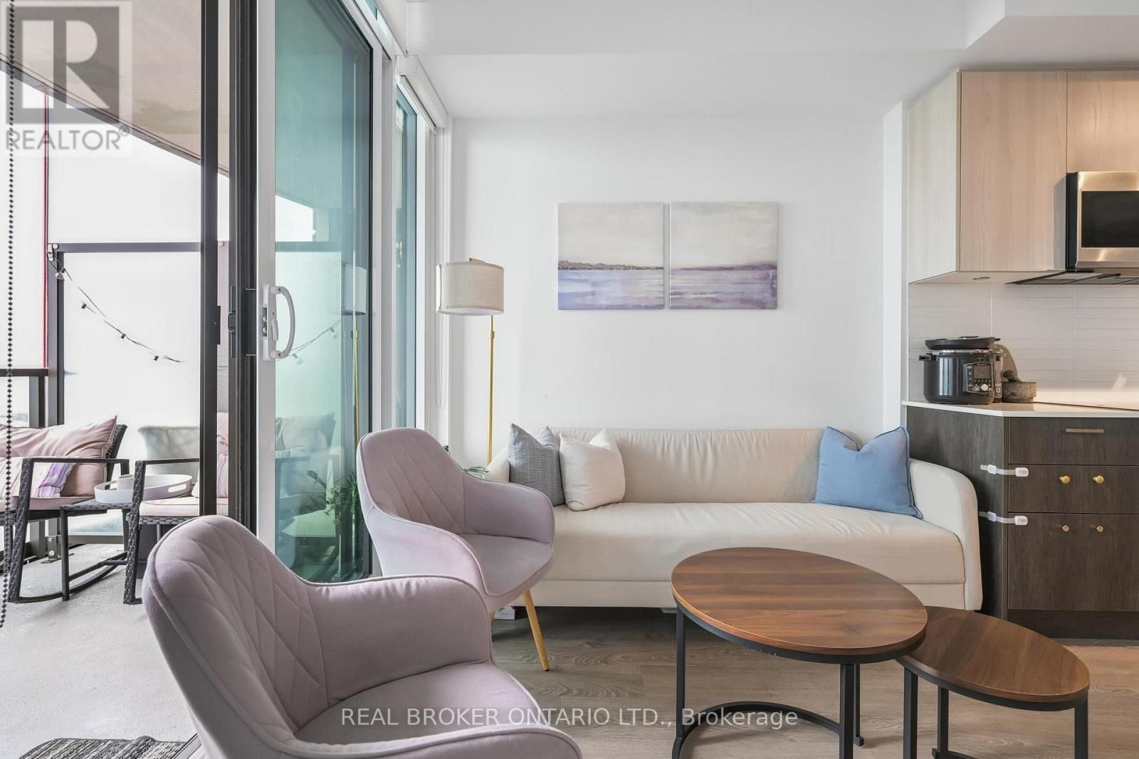 3807 - 1926 LAKESHORE BOULEVARD WEST Image 9