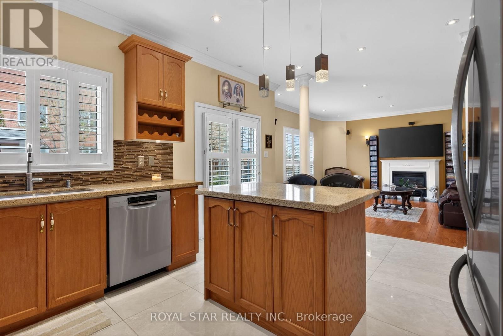 3841 EDGECLIFFE RUN Image 14