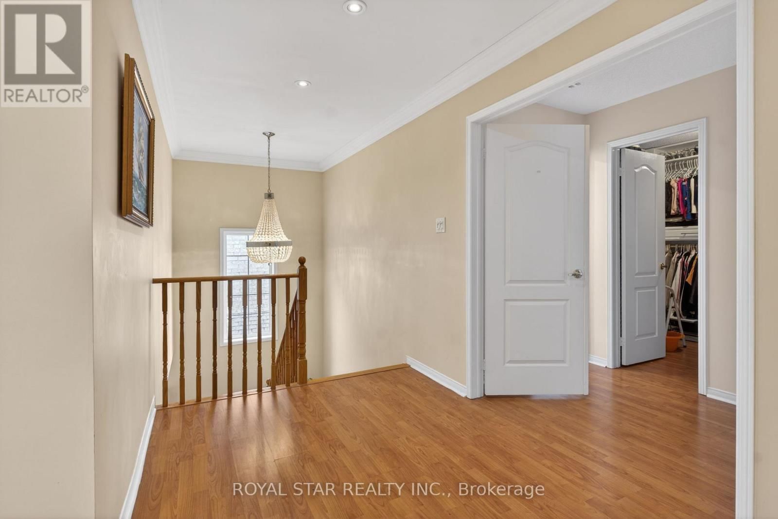 3841 EDGECLIFFE RUN Image 18