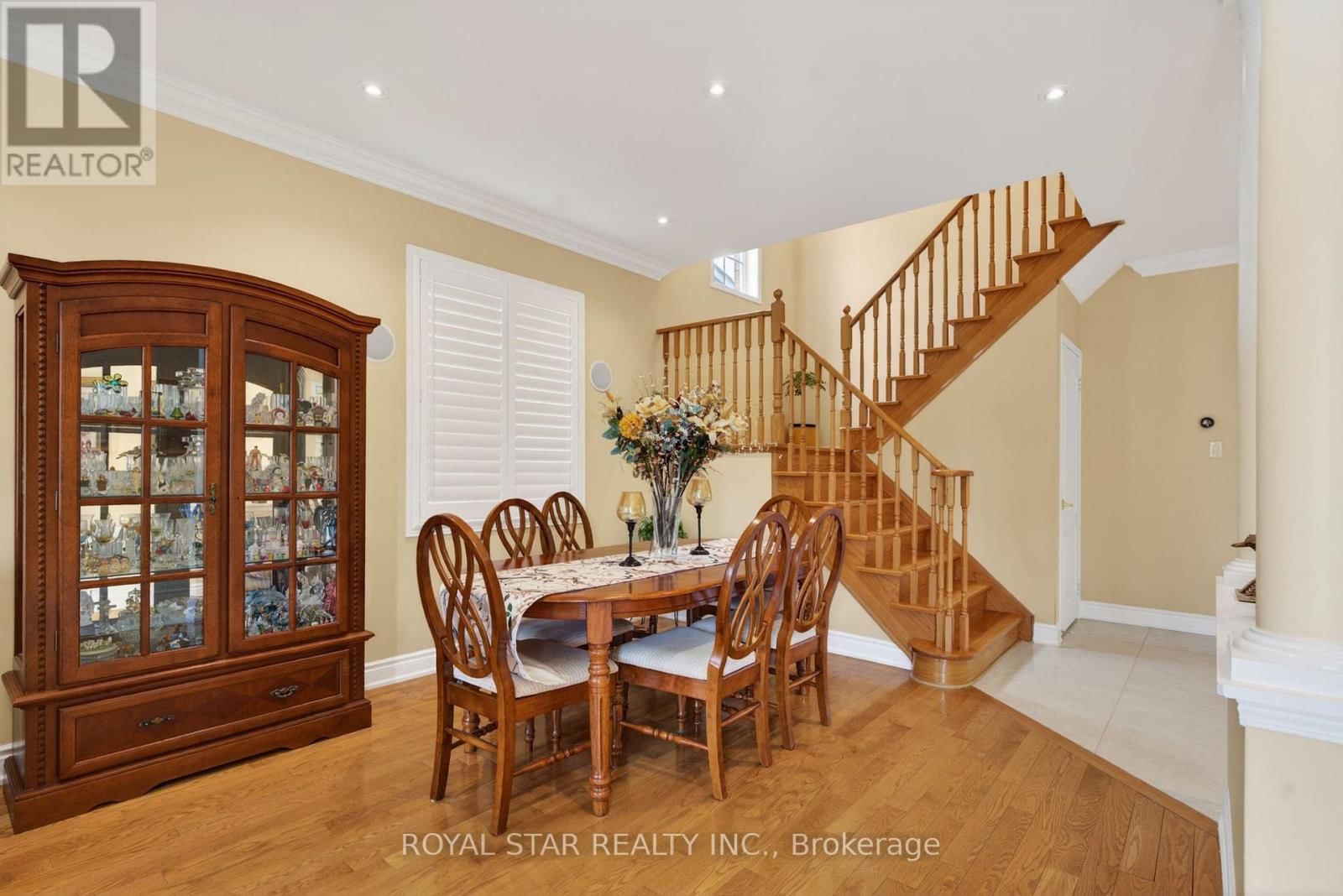 3841 EDGECLIFFE RUN Image 9