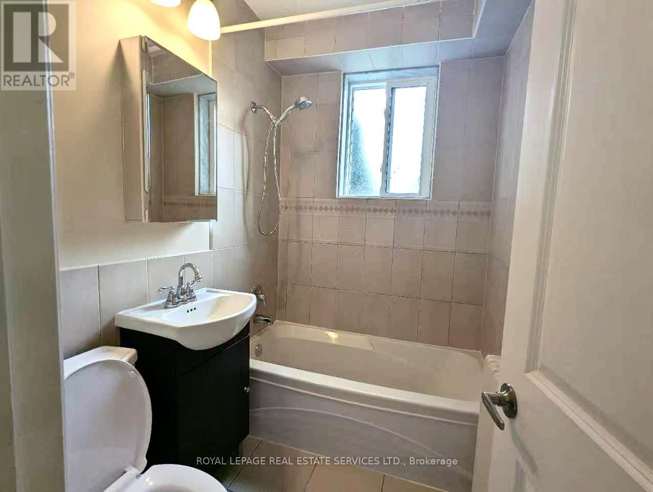 1 - 322 LAKESHORE ROAD WEST Image 12