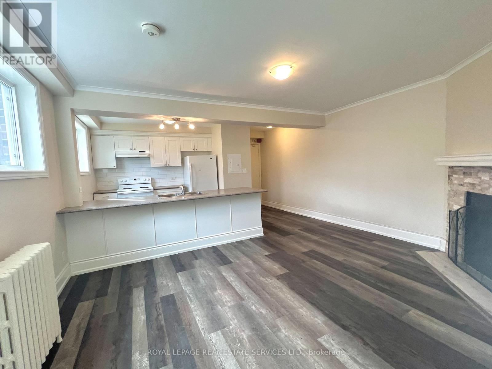 1 - 322 LAKESHORE ROAD WEST Image 6