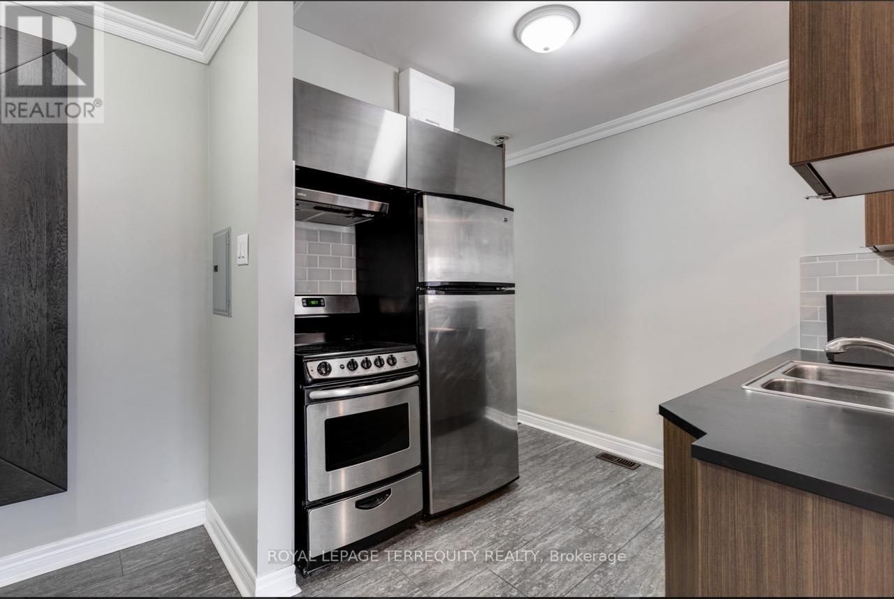 Upper - 26A SCARLETT ROAD Image 2