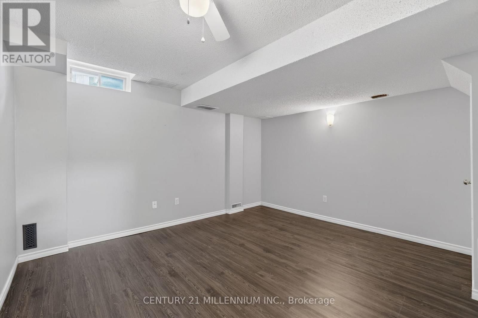 97 - 97 SPADINA ROAD Image 32