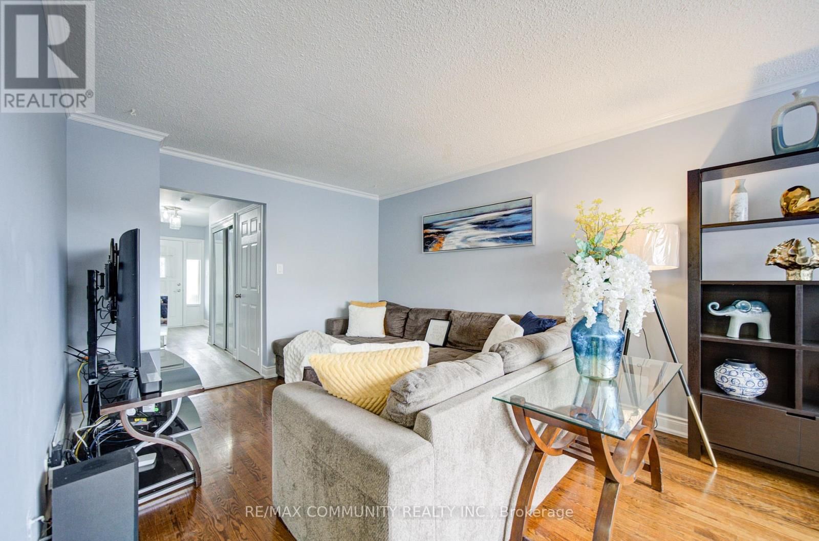 37 VODDEN COURT Image 11