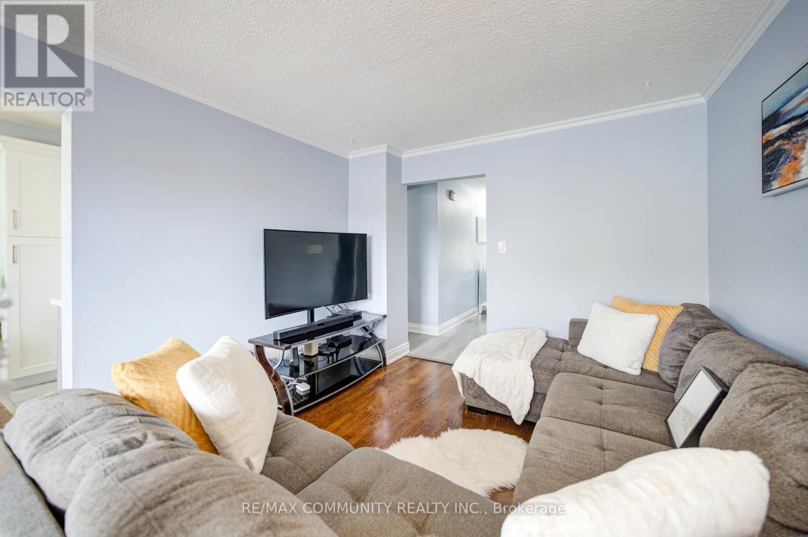 37 VODDEN COURT Image 12