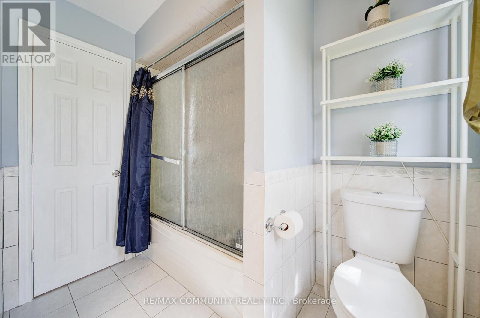 37 VODDEN COURT Image 30