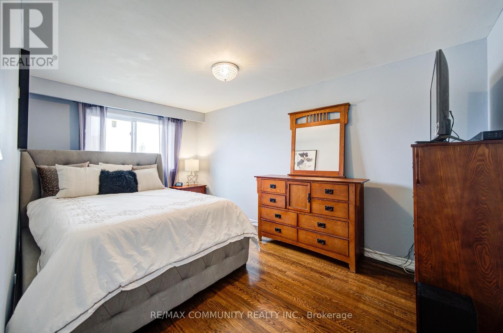 37 VODDEN COURT Image 36