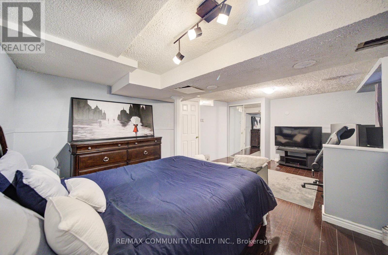 37 VODDEN COURT Image 47