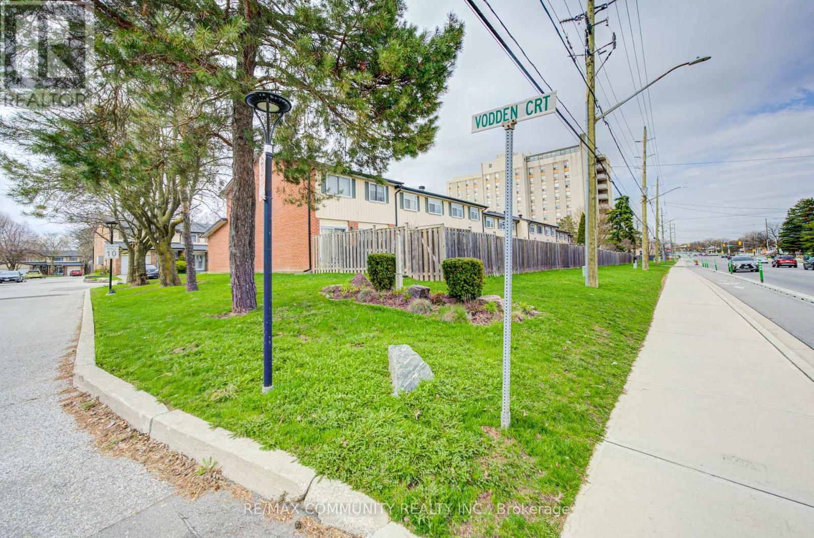 37 VODDEN COURT Image 50