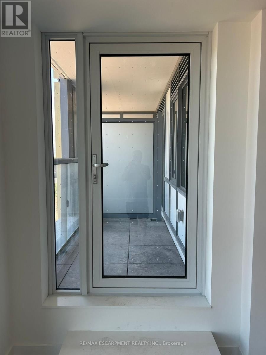 333 - 1005 DUNDAS STREET EAST Image 6