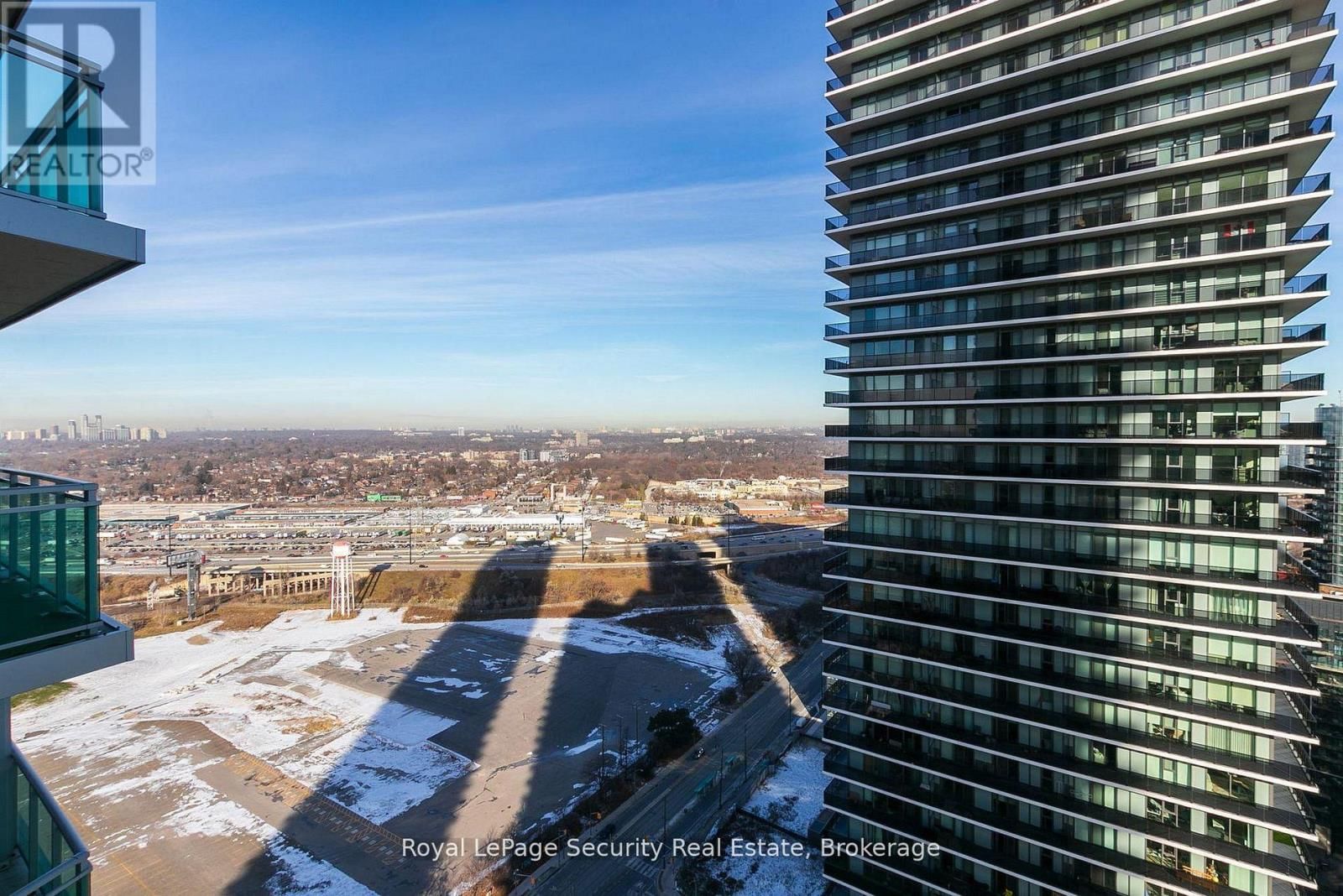 3206 - 33 SHORE BREEZE DRIVE Image 25