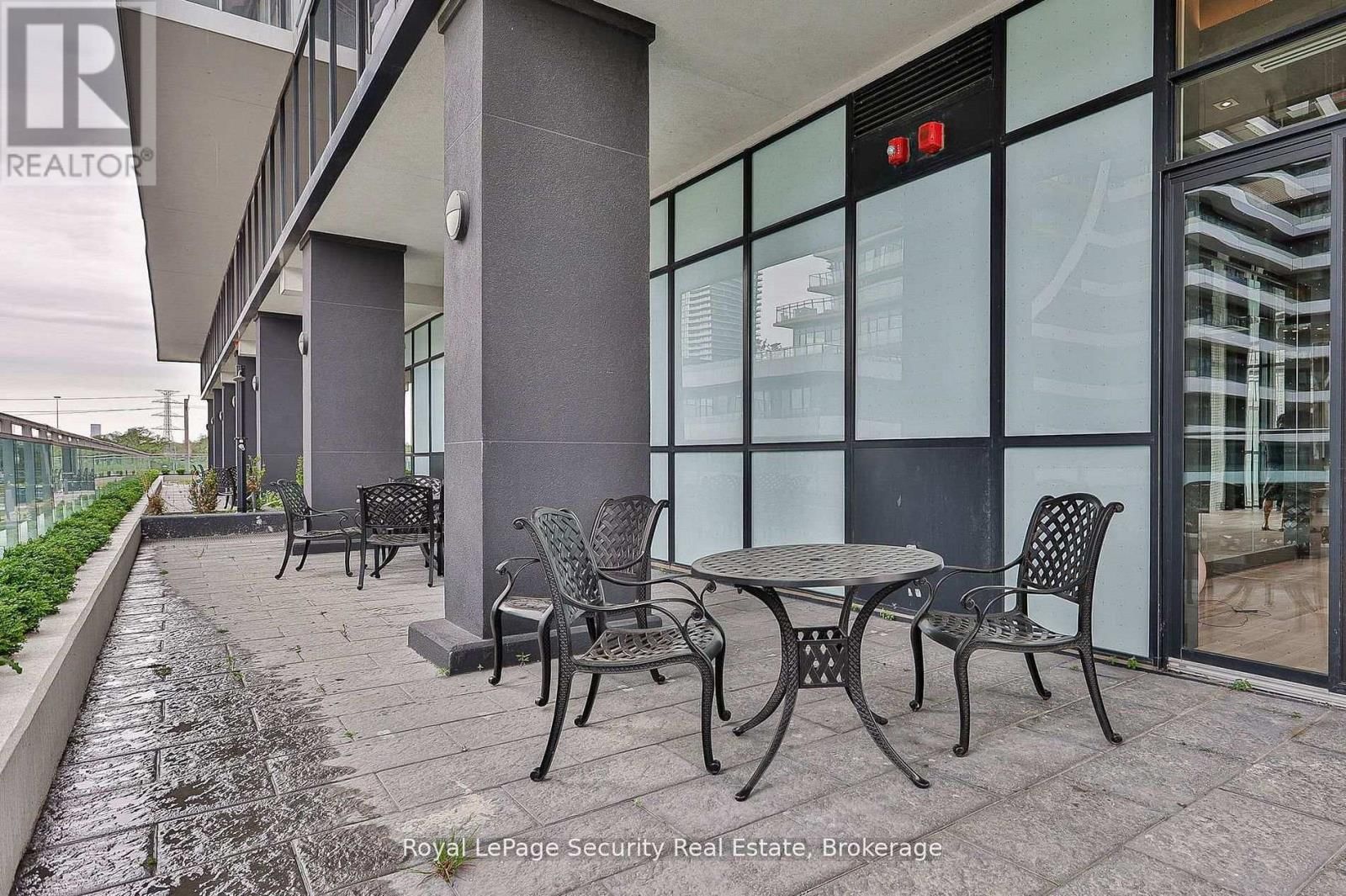 3206 - 33 SHORE BREEZE DRIVE Image 33