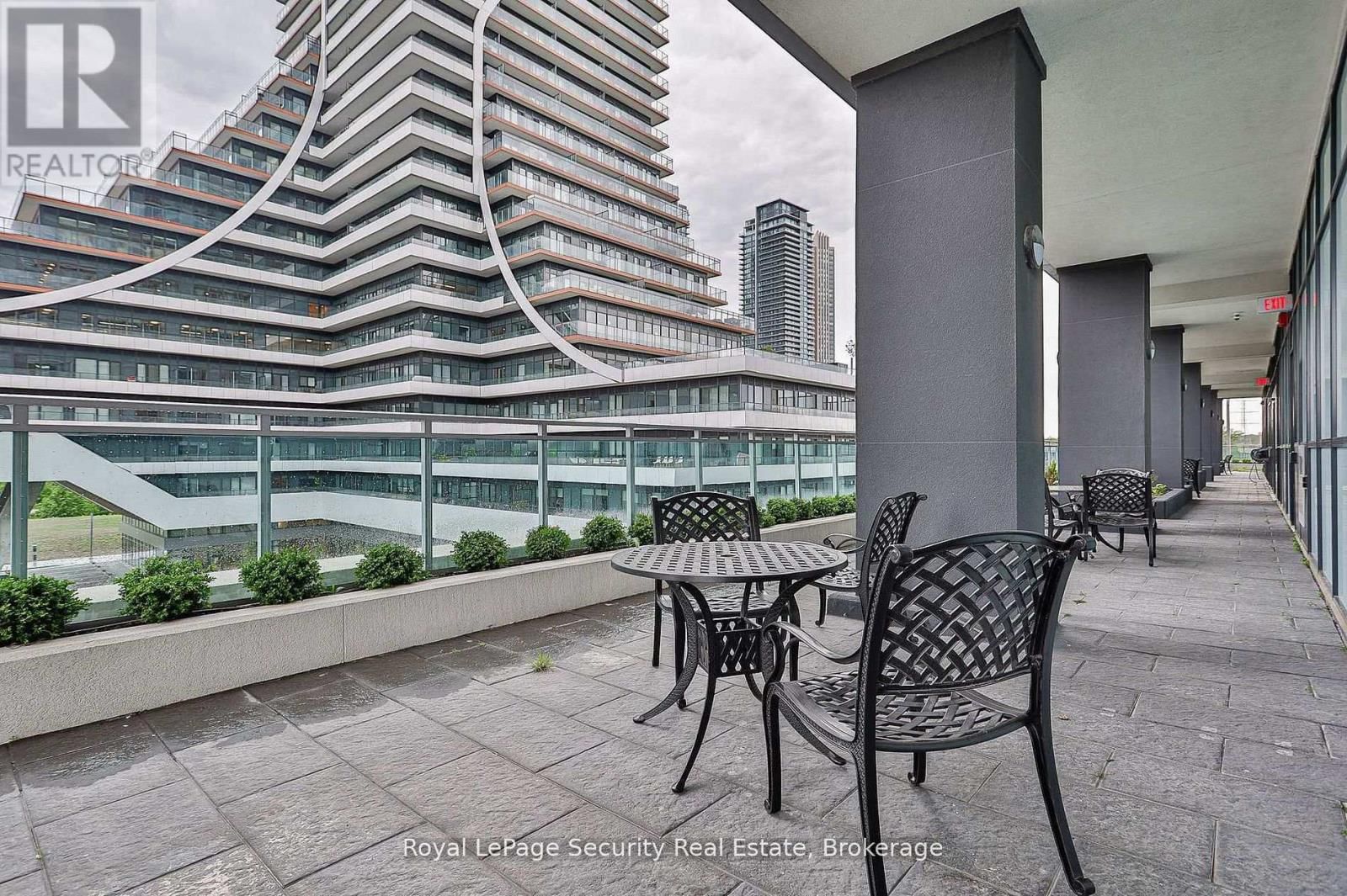 3206 - 33 SHORE BREEZE DRIVE Image 37