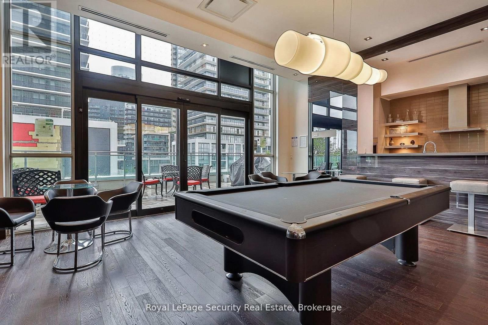 3206 - 33 SHORE BREEZE DRIVE Image 38