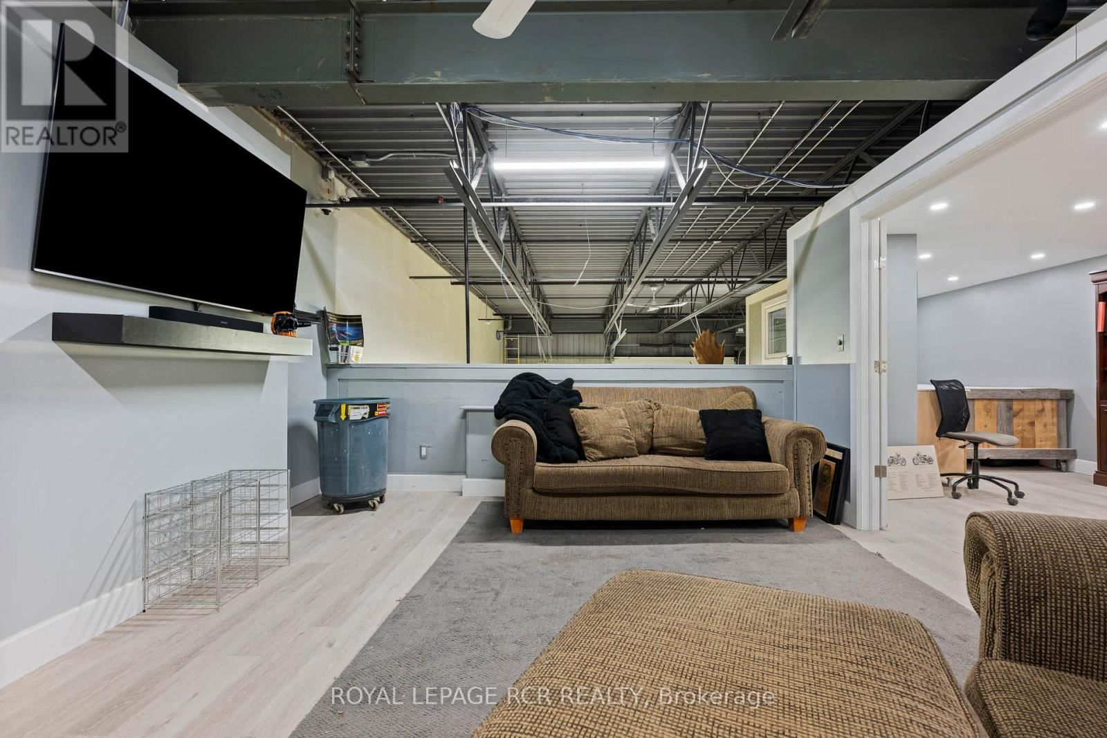 48 CENTENNIAL ROAD Image 13