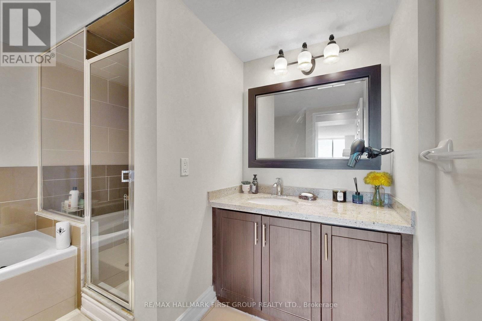 1603 - 3605 KARIYA DRIVE Image 23