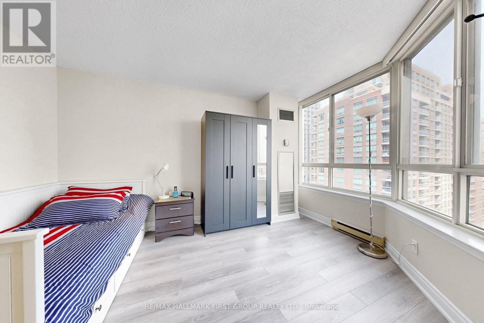 1603 - 3605 KARIYA DRIVE Image 26