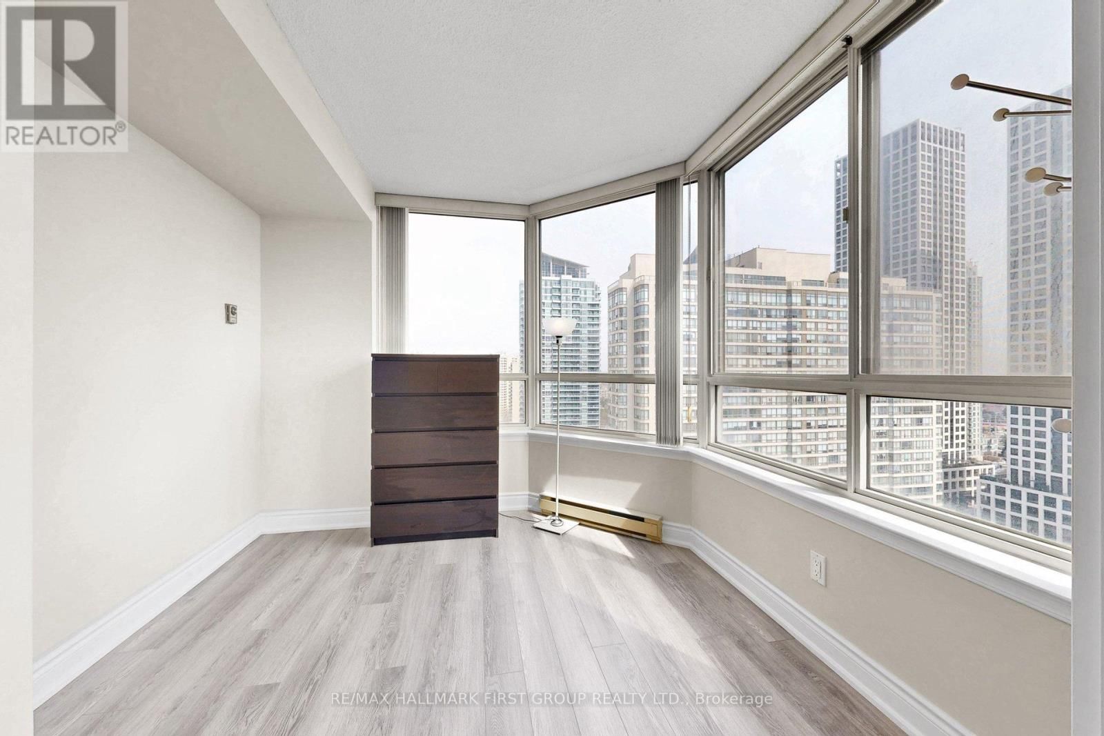 1603 - 3605 KARIYA DRIVE Image 29