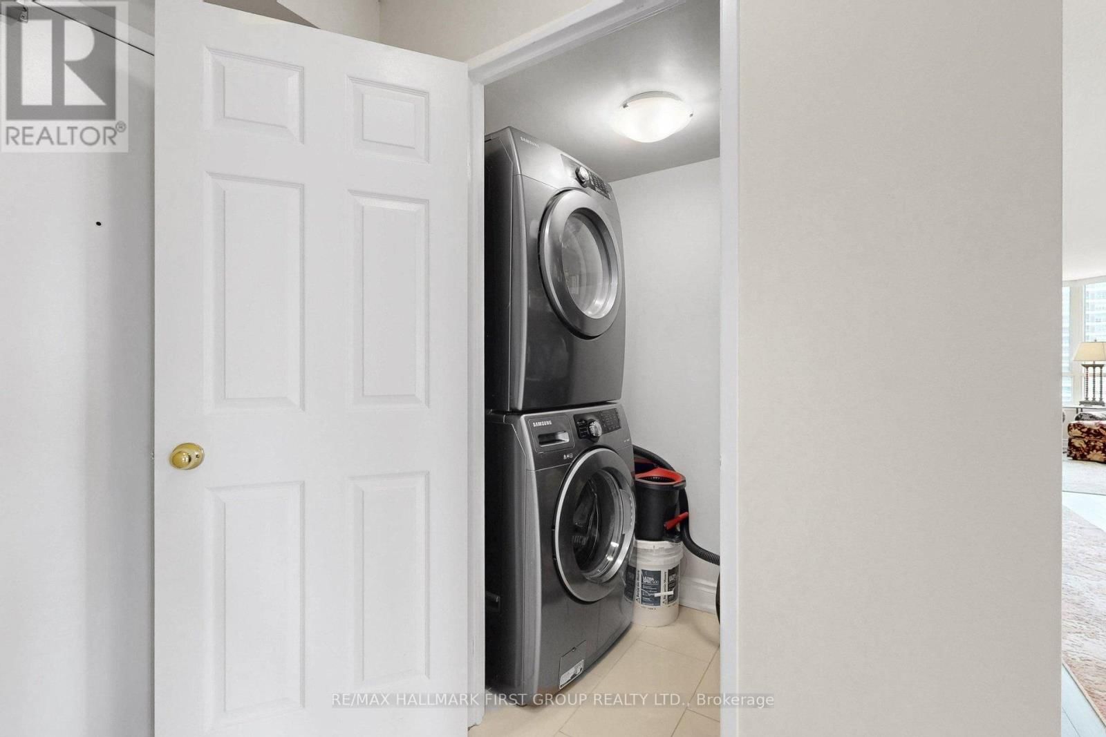 1603 - 3605 KARIYA DRIVE Image 33