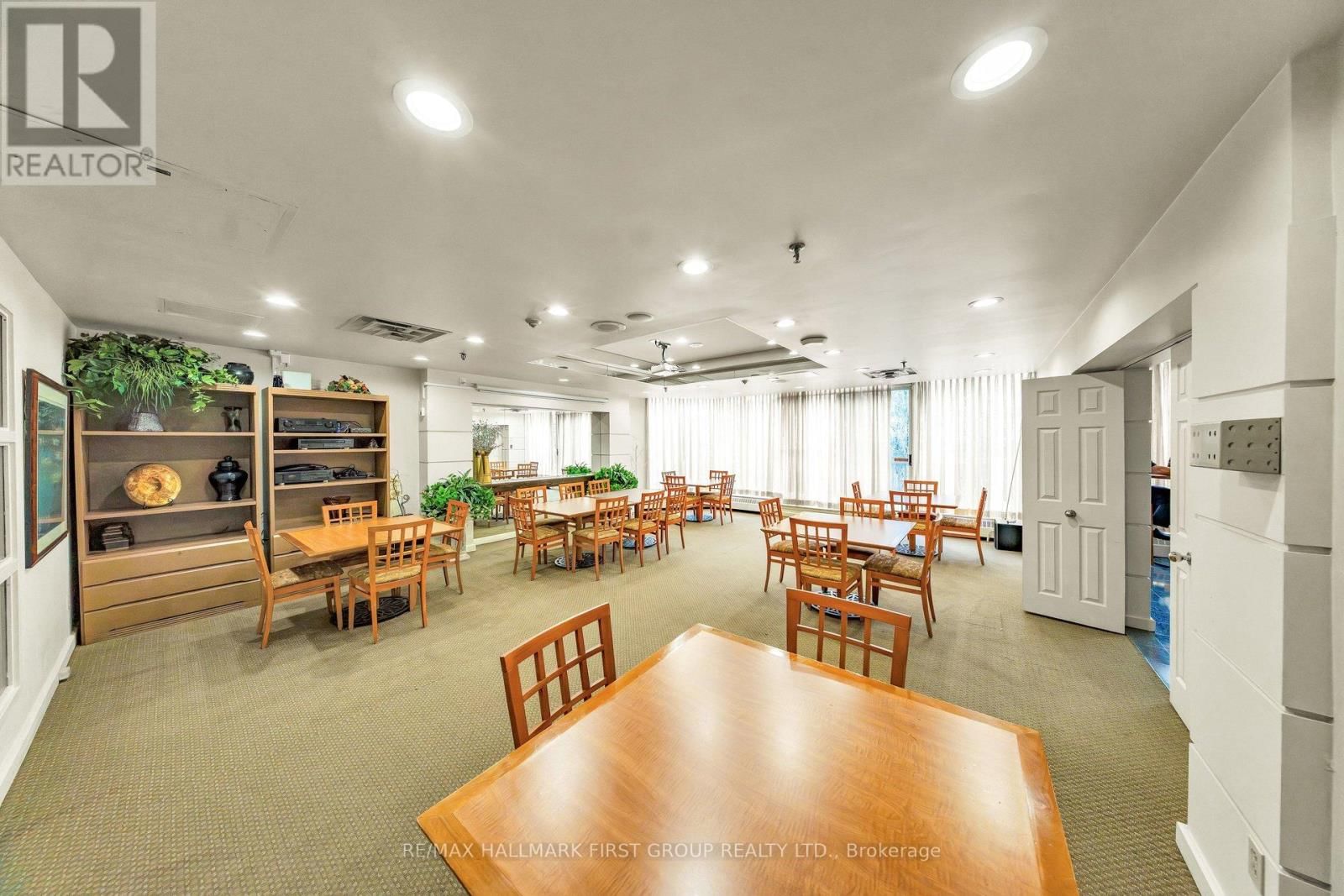 1603 - 3605 KARIYA DRIVE Image 44