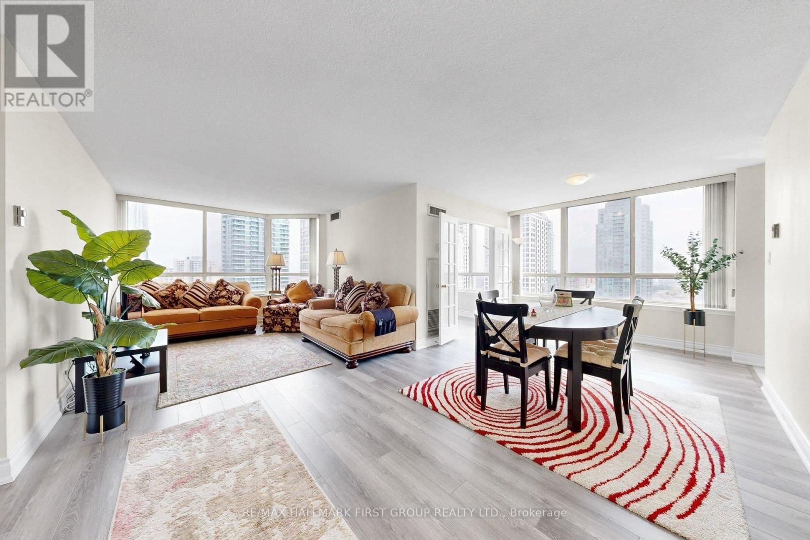 1603 - 3605 KARIYA DRIVE Image 5