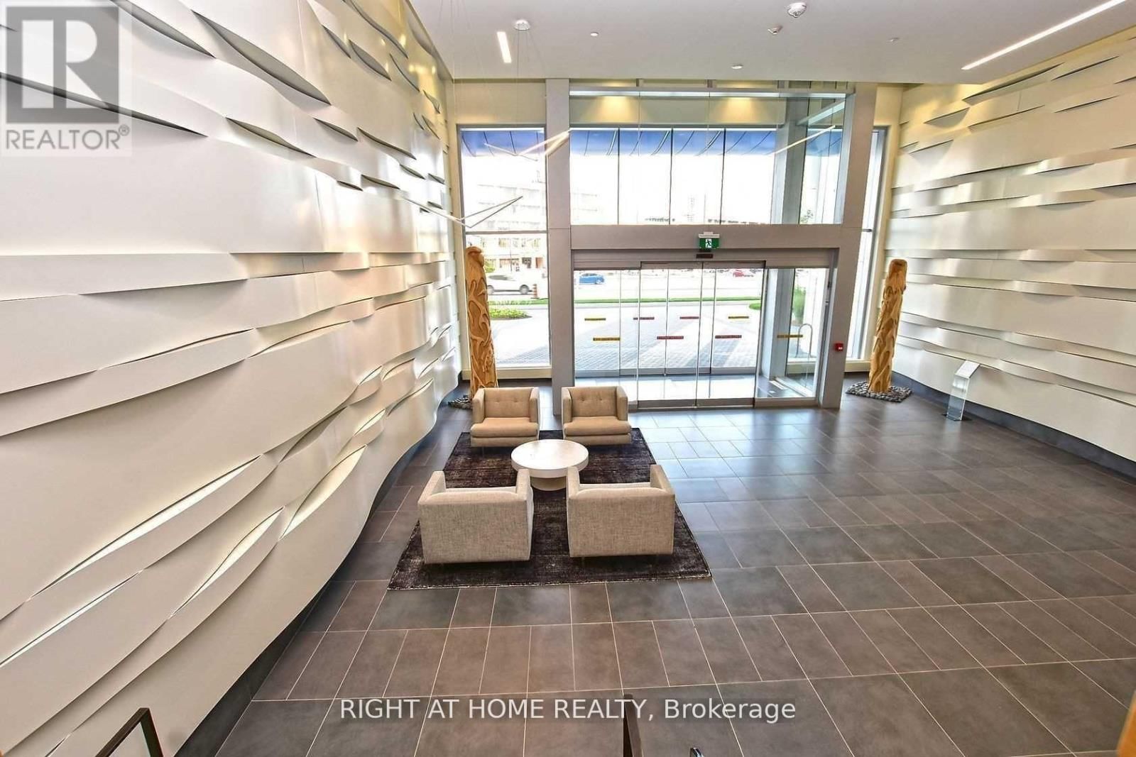 15 - 2520 EGLINTON AVENUE WEST Image 10