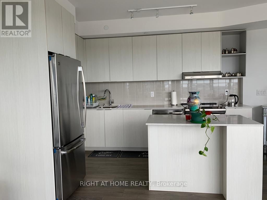 15 - 2520 EGLINTON AVENUE WEST Image 13